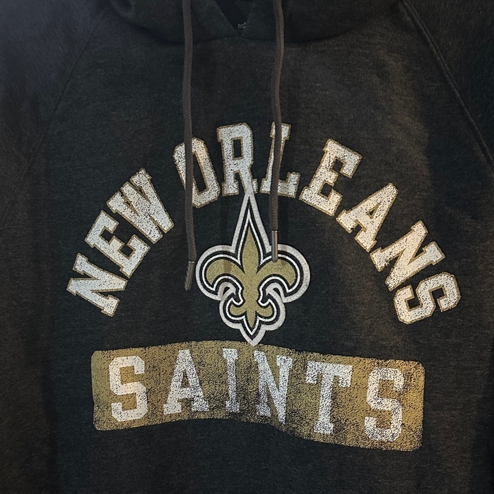 Team Apparel Black and Gold New Orleans Saints Pullover - Picture 2 of 7